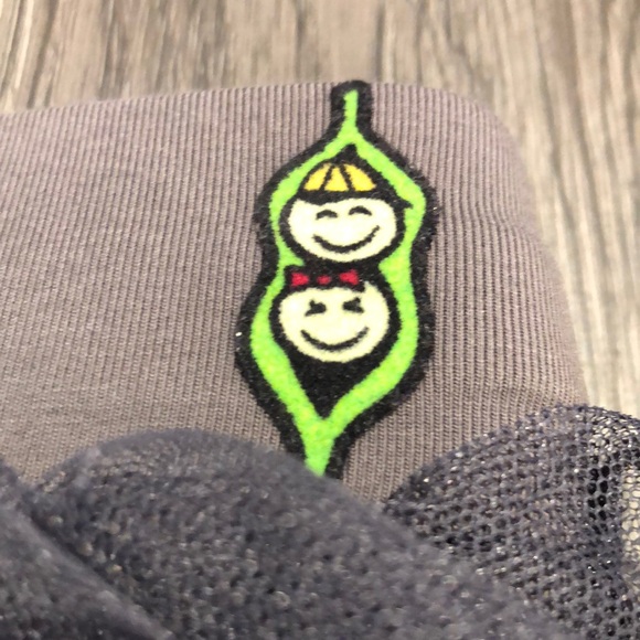 Peekaboo Beans 5Y All Frills Tutu Skort with BabyGap Sequin Flip T-shirt - Picture 7 of 13